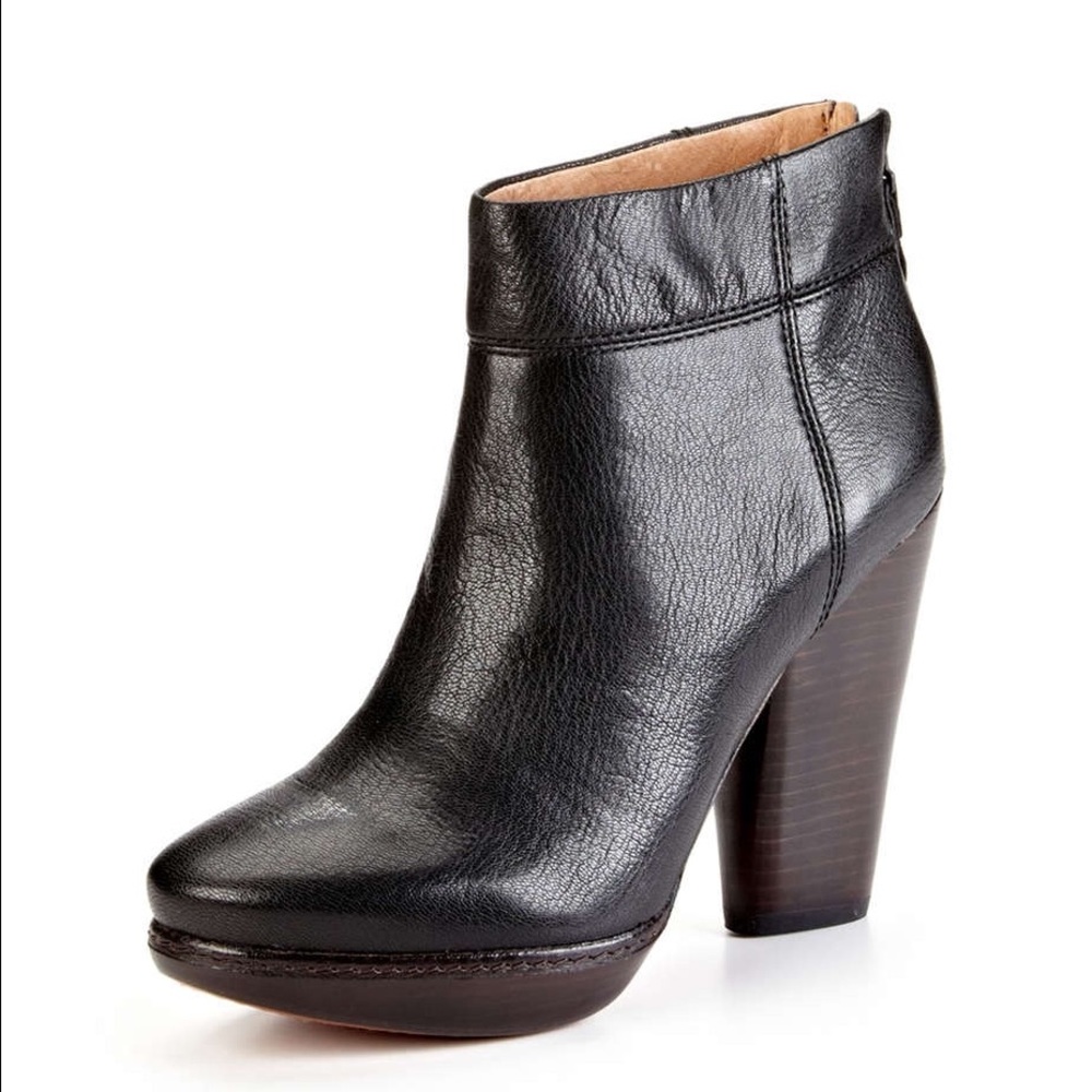 Modern Vintage Allison Booties - sz 7.5 like NEW!